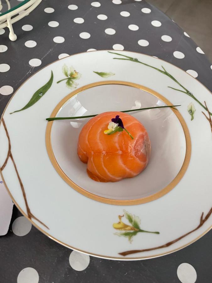 Gite Des Ouches - Piscine Civray  外观 照片